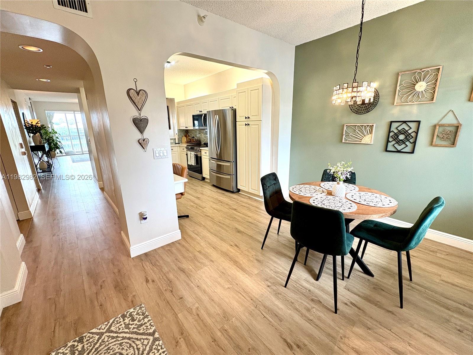 7647 Southampton Ter 304