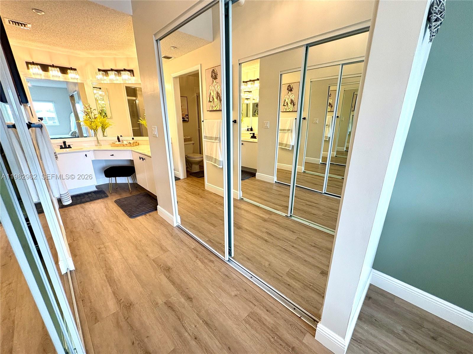 SOUTHAMPTON CONDOMINIUM - Residential