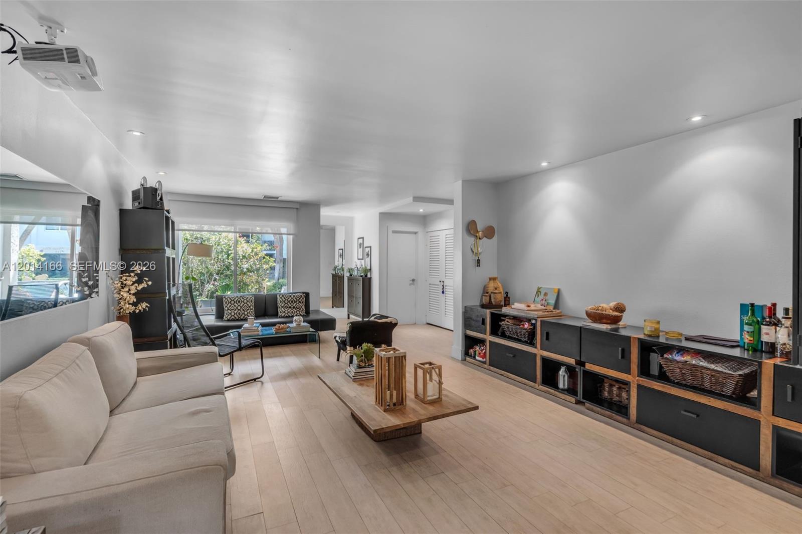 CAPE FLORIDA CLUB CONDO - Residential