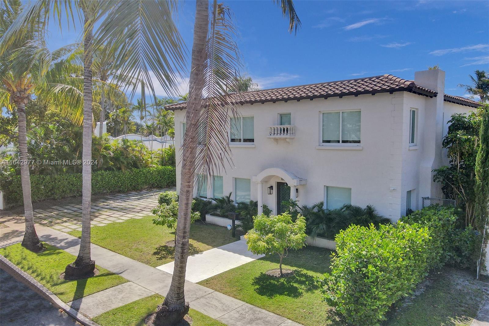 Rental Property at 1610 Sw 14th St, Miami, Broward County, Florida - Bedrooms: 4 
Bathrooms: 5  - $10,800 MO.