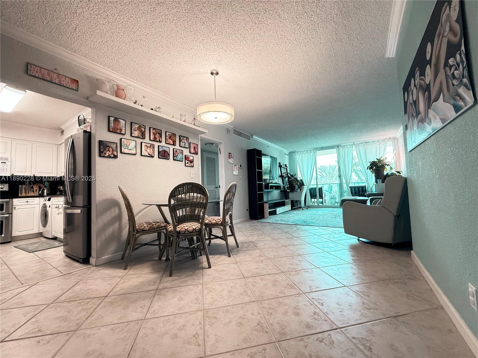 WAVE CONDO - Residential Lease