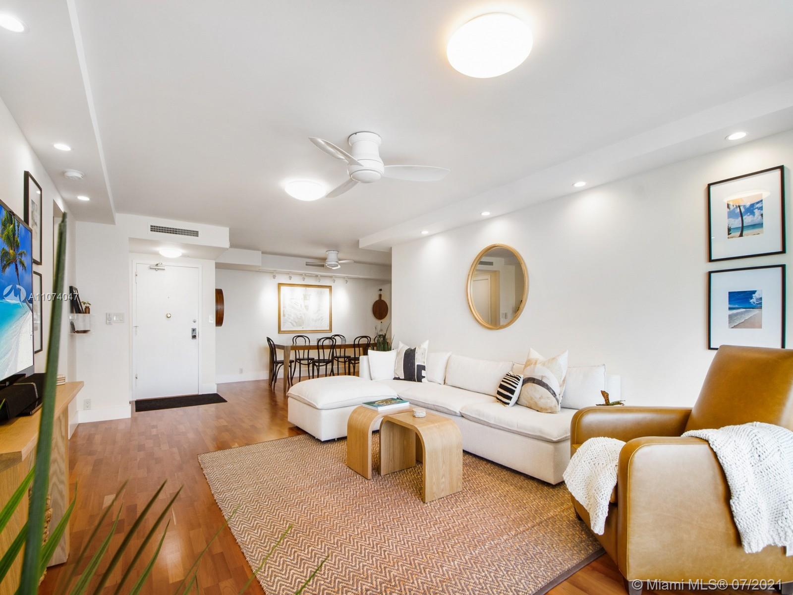 TOWERS OF KEY BISCAYNE CO - Residential