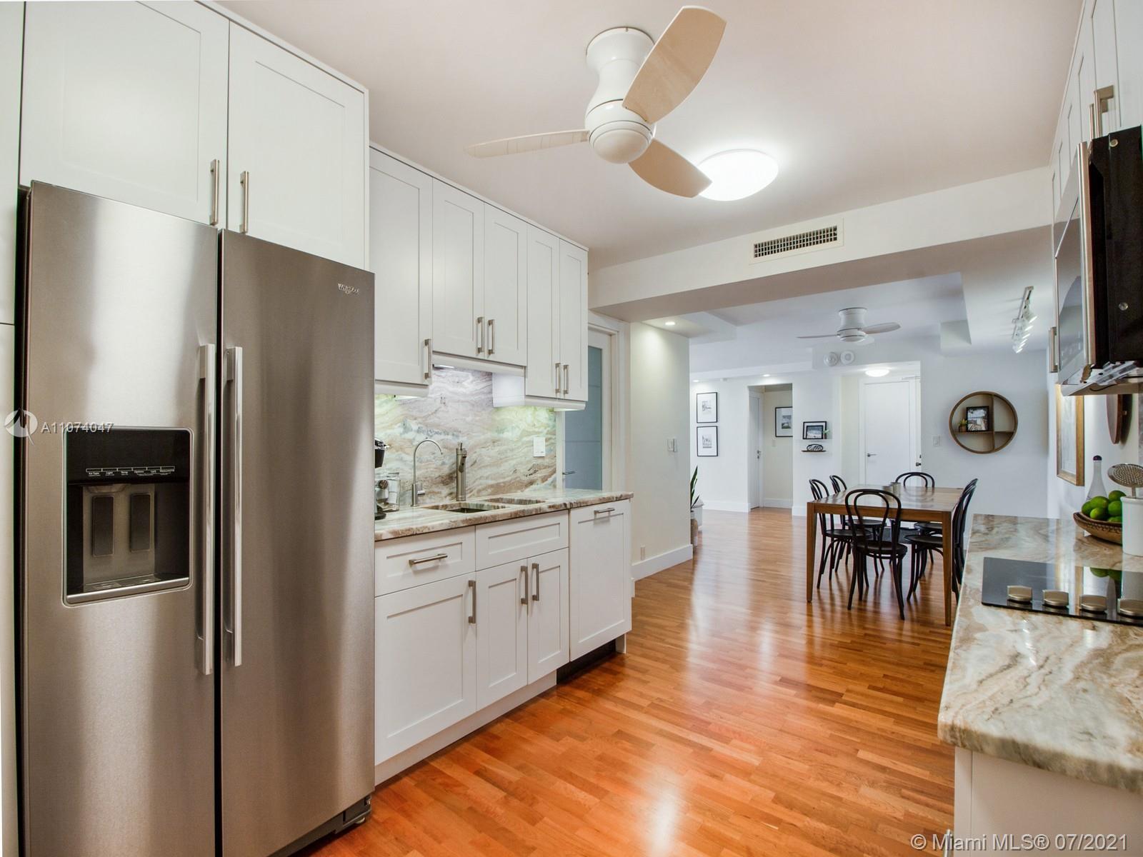 TOWERS OF KEY BISCAYNE CO - Residential