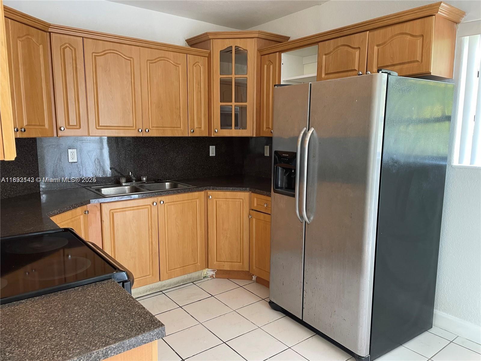DIXIE ESTATES AMENDED - Residential Lease