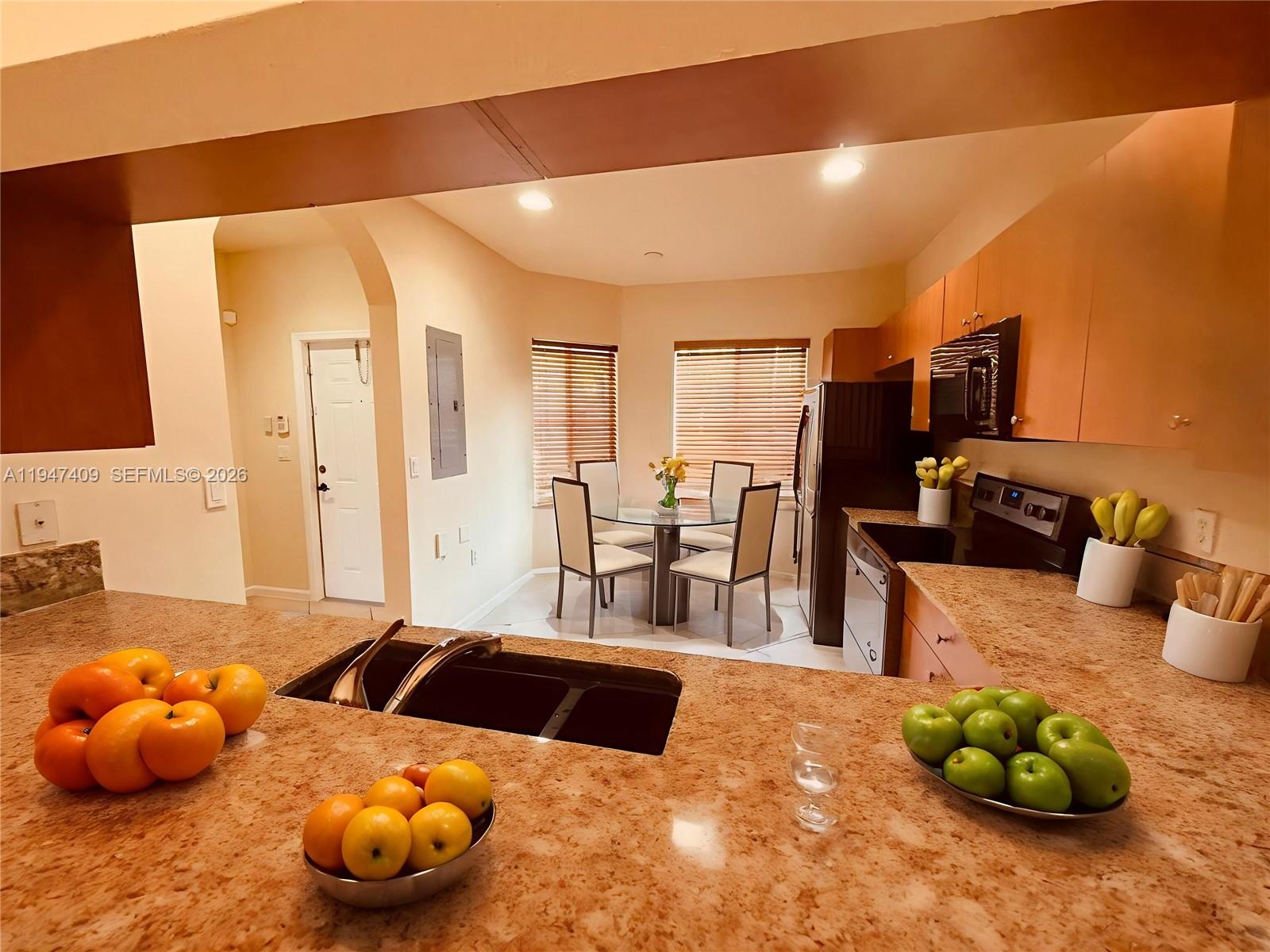 TUSCANY NO 4 CONDO - Residential