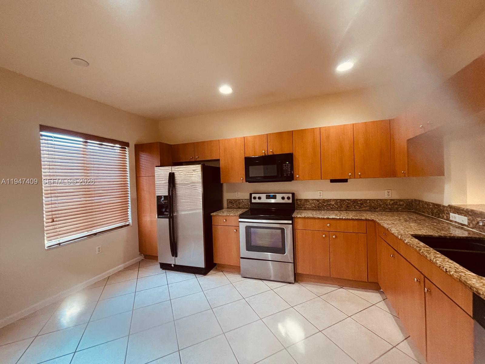 TUSCANY NO 4 CONDO - Residential