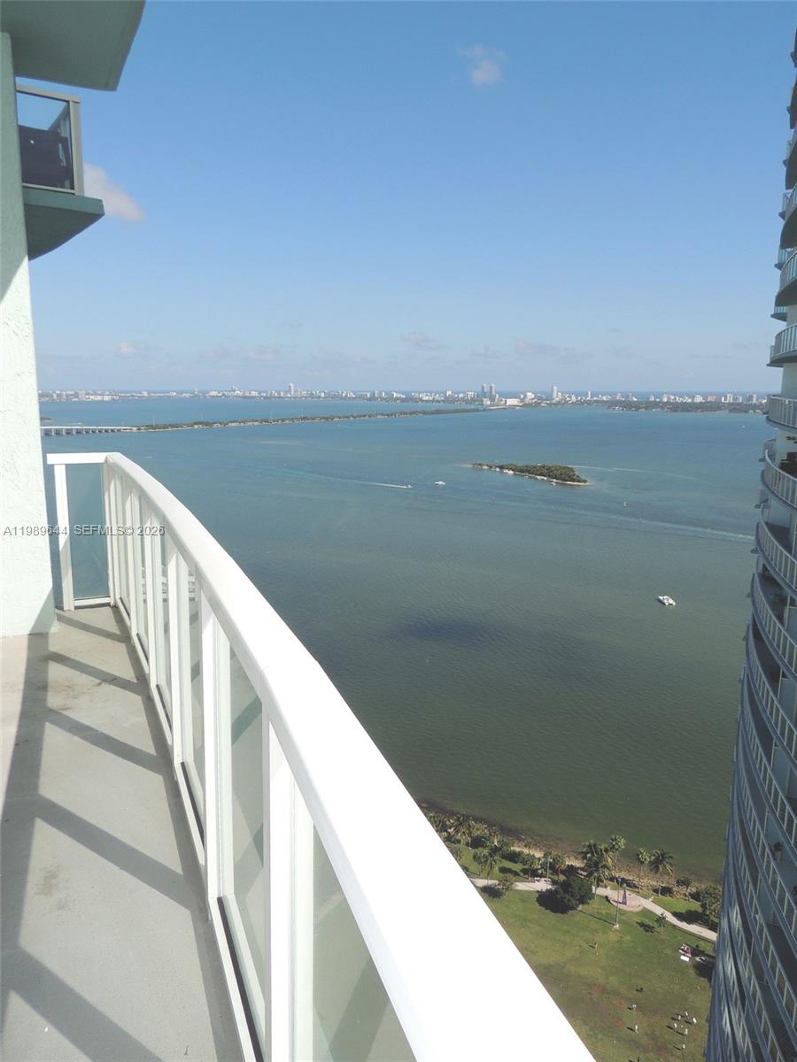 QUANTUM ON THE BAY CONDO - Residential Lease