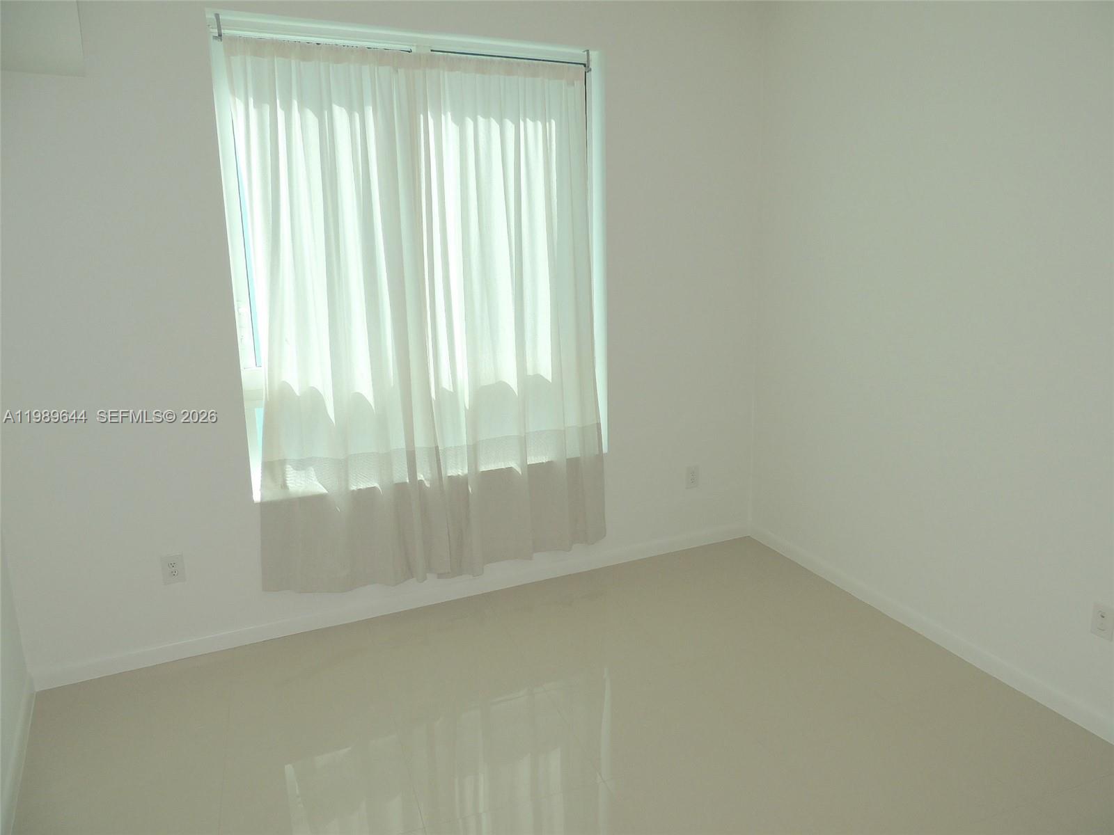 QUANTUM ON THE BAY CONDO - Residential Lease