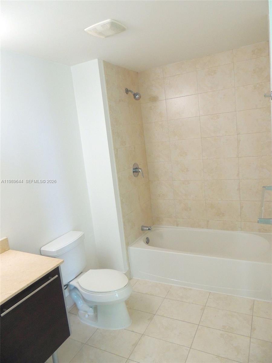 QUANTUM ON THE BAY CONDO - Residential Lease