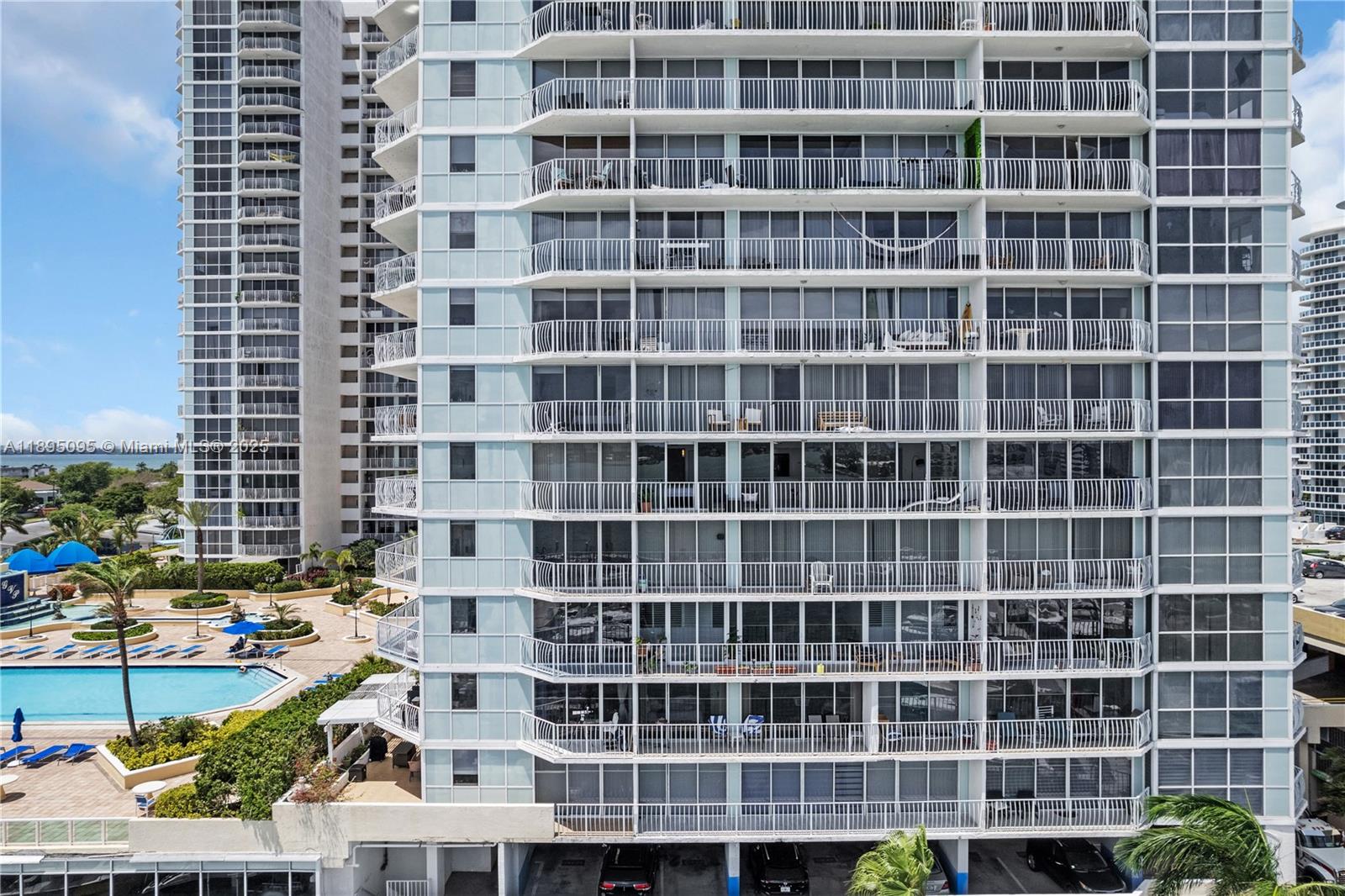 THE GRANDVIEW PALACE COND - Residential Lease