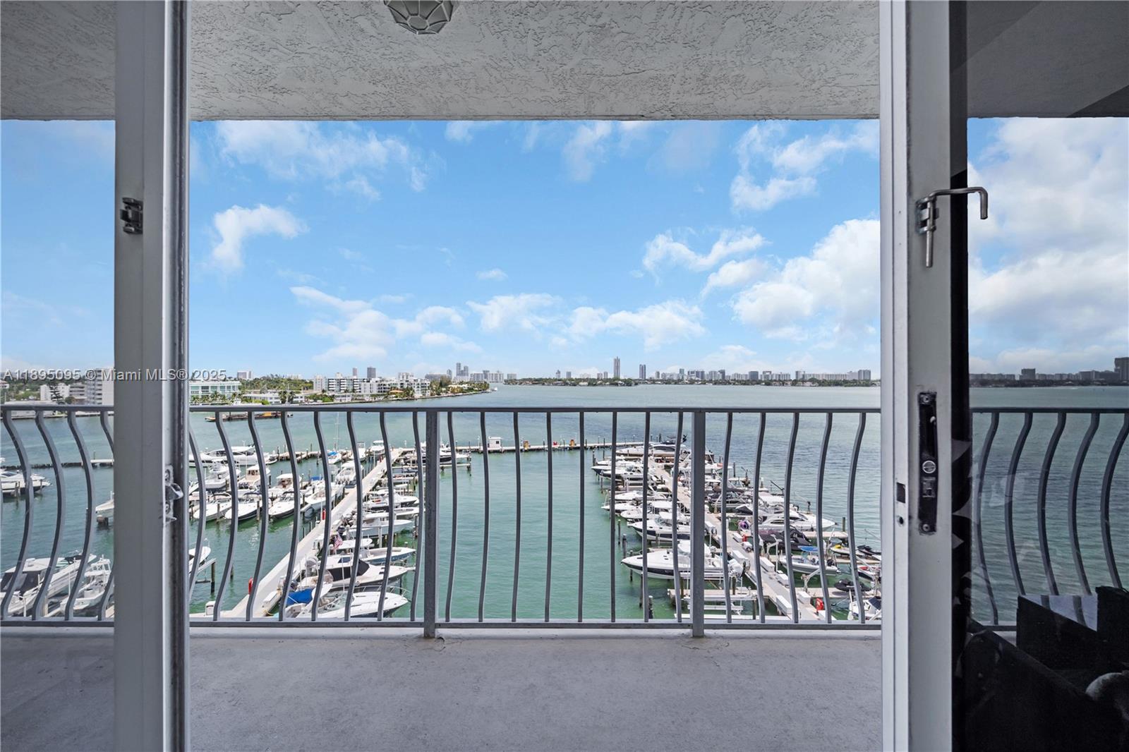 THE GRANDVIEW PALACE COND - Residential Lease