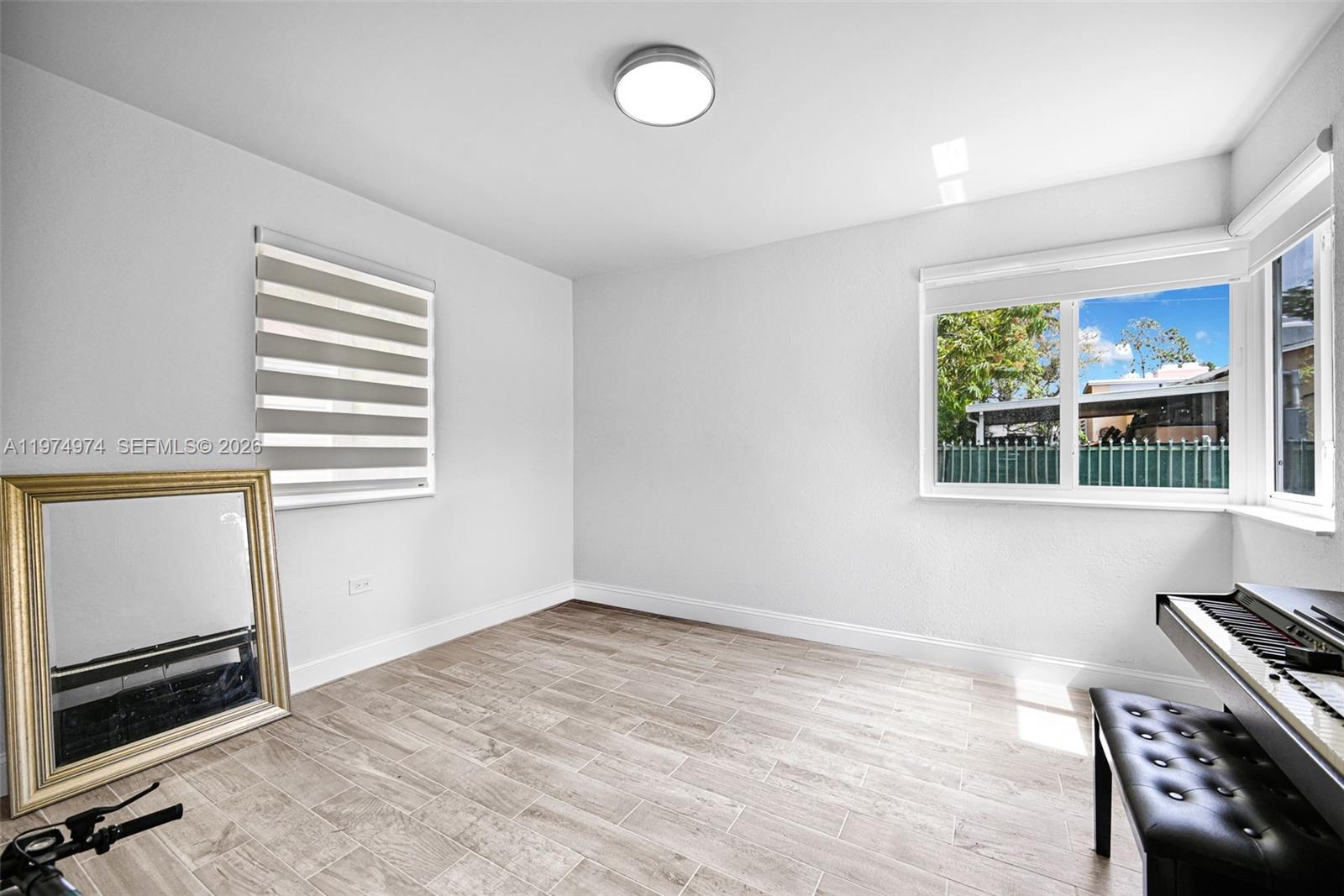 EAST SHORE CREST SEC 2 - Residential