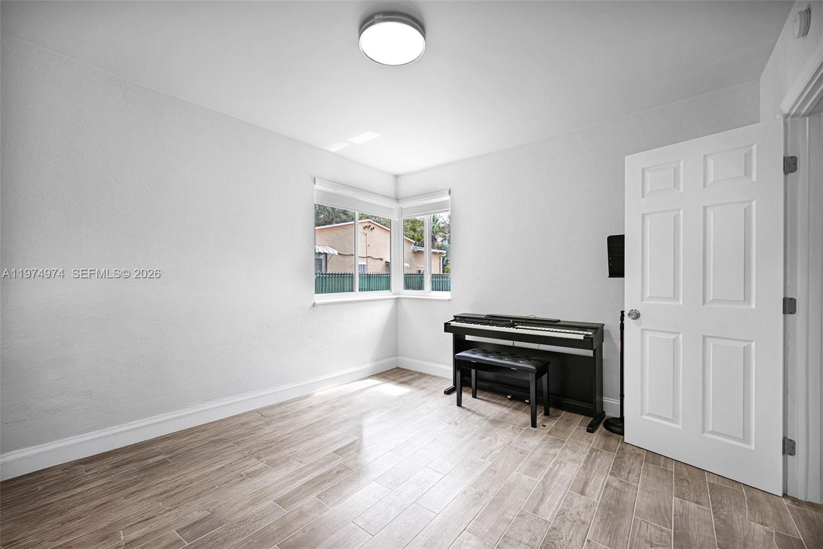 EAST SHORE CREST SEC 2 - Residential