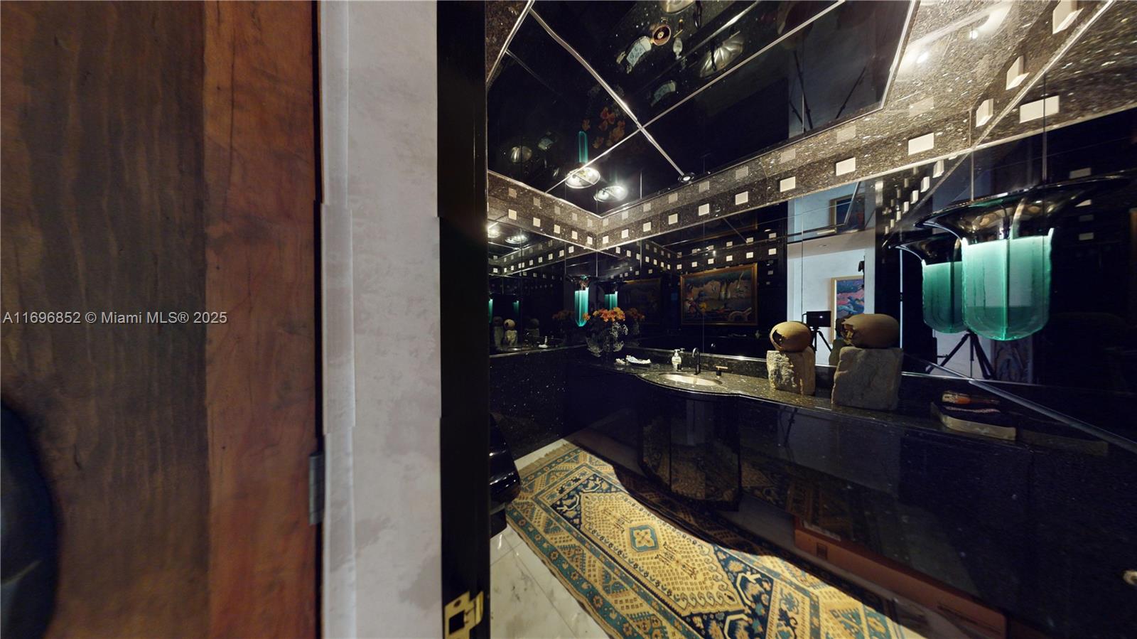 2800 ISL BLVD WILLIAMS IS - Residential