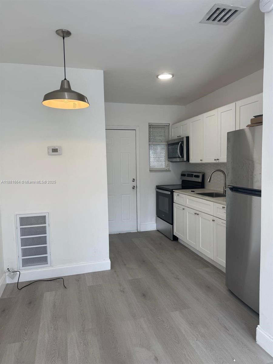 BUENA VISTA HEIGHTS ADDN - Residential Lease