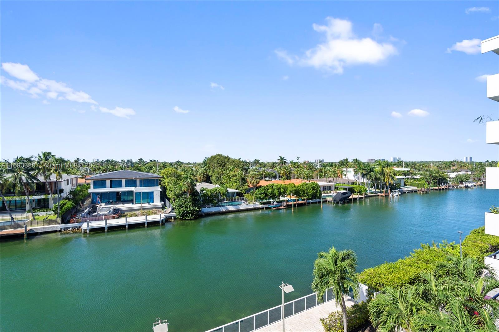 Property for Sale at 9800 W Bay Harbor Dr 512, Bay Harbor Islands, Miami-Dade County, Florida - Bedrooms: 1 
Bathrooms: 2  - $480,000