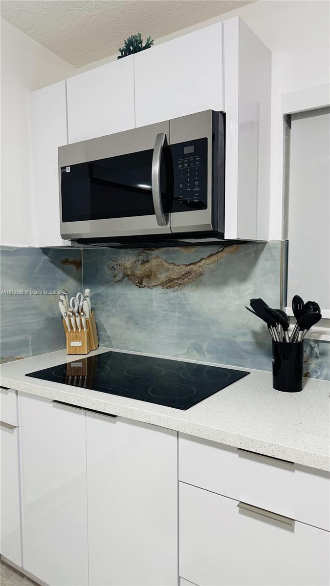 LARGO SOUND PARK - Residential Lease