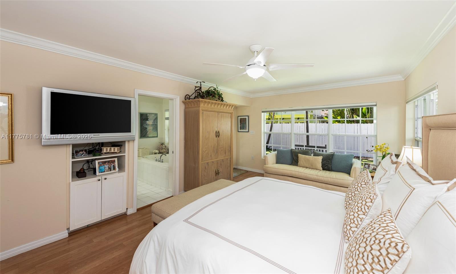 TROPICAL ISLE HOMES SUB 4 - Residential