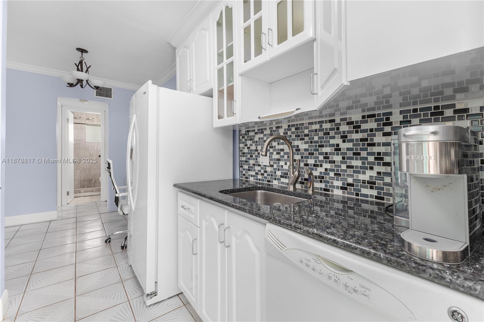 OCEAN BEACH FLA SUB - Residential