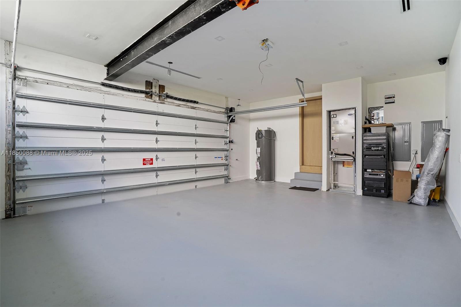 EASTERN SHORES 1ST ADDN - Residential Lease