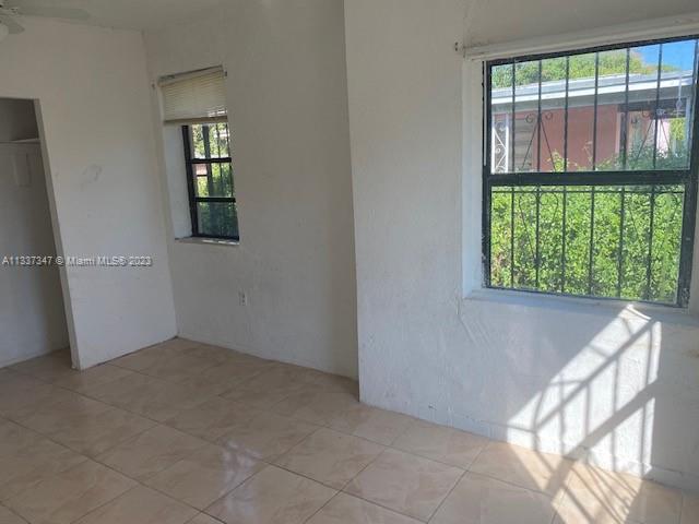 EVERGLADES AV HGTS ADD - Residential