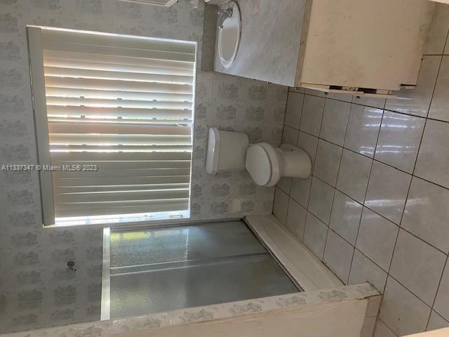 EVERGLADES AV HGTS ADD - Residential