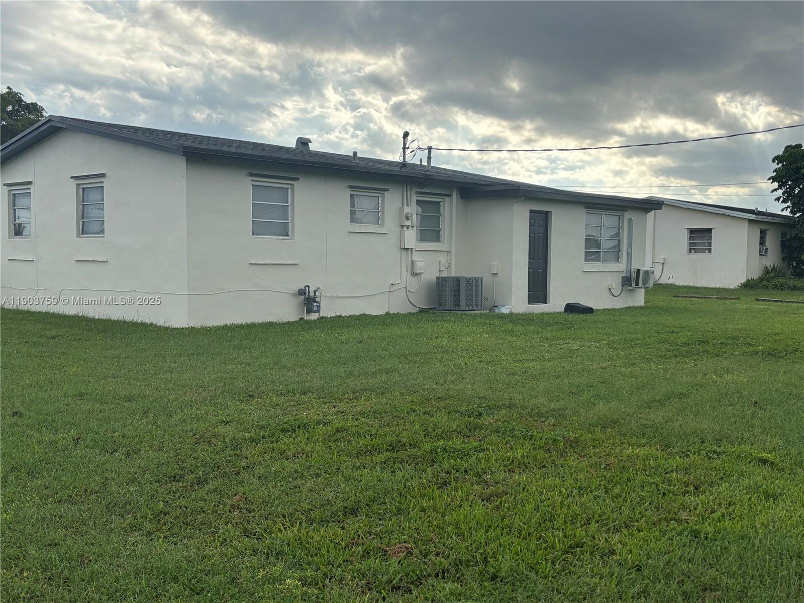 RICHMOND HEIGHTS ESTATES - Residential Lease