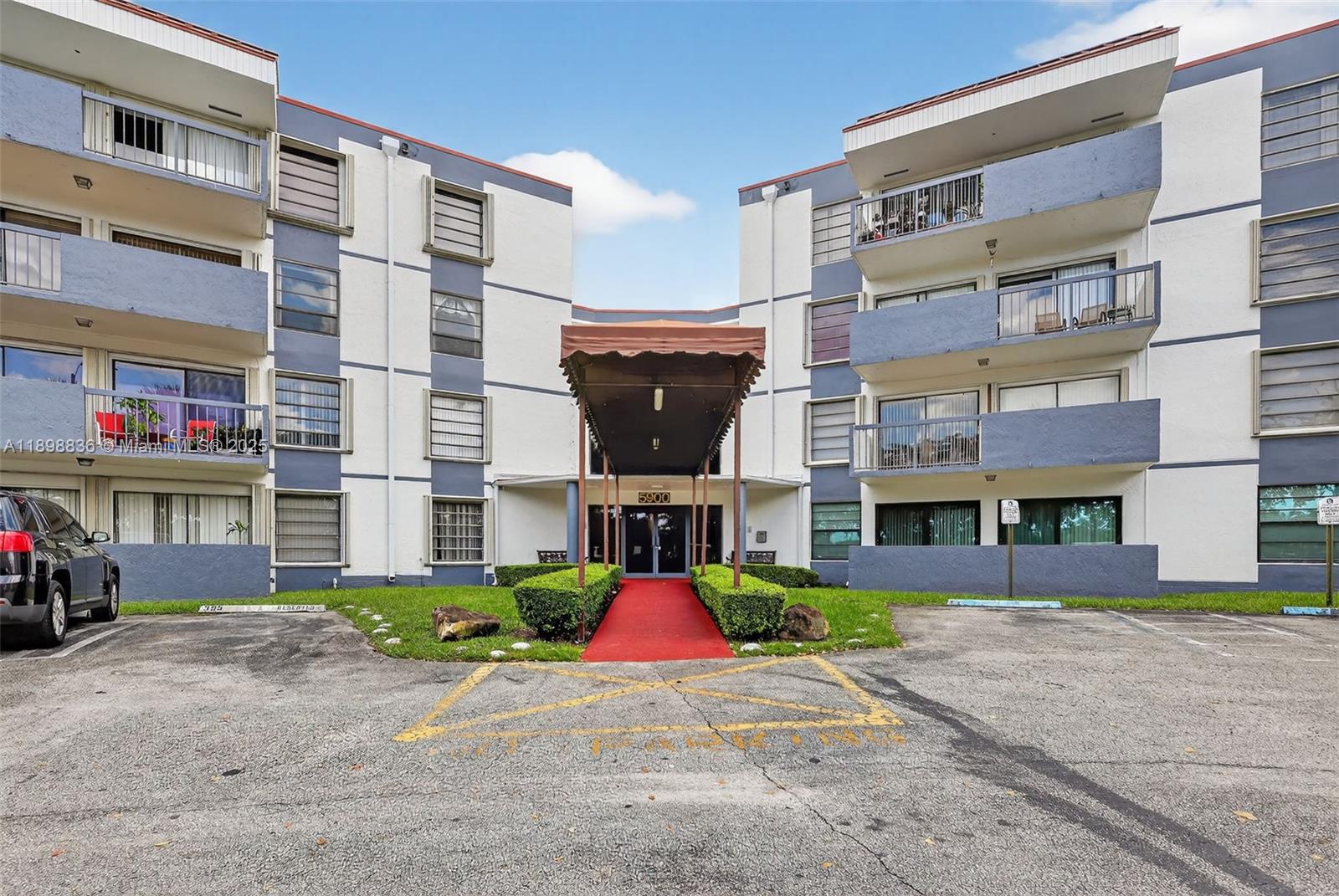 MILLER GARDENS CONDO - Residential