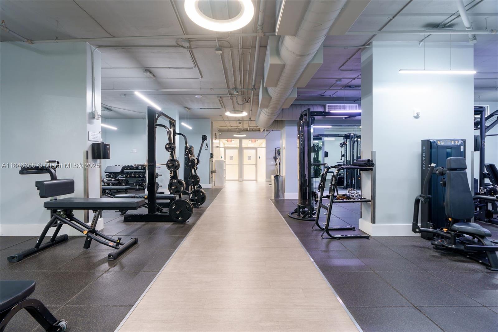 BRICKELL PLACE CONDO - Residential Lease