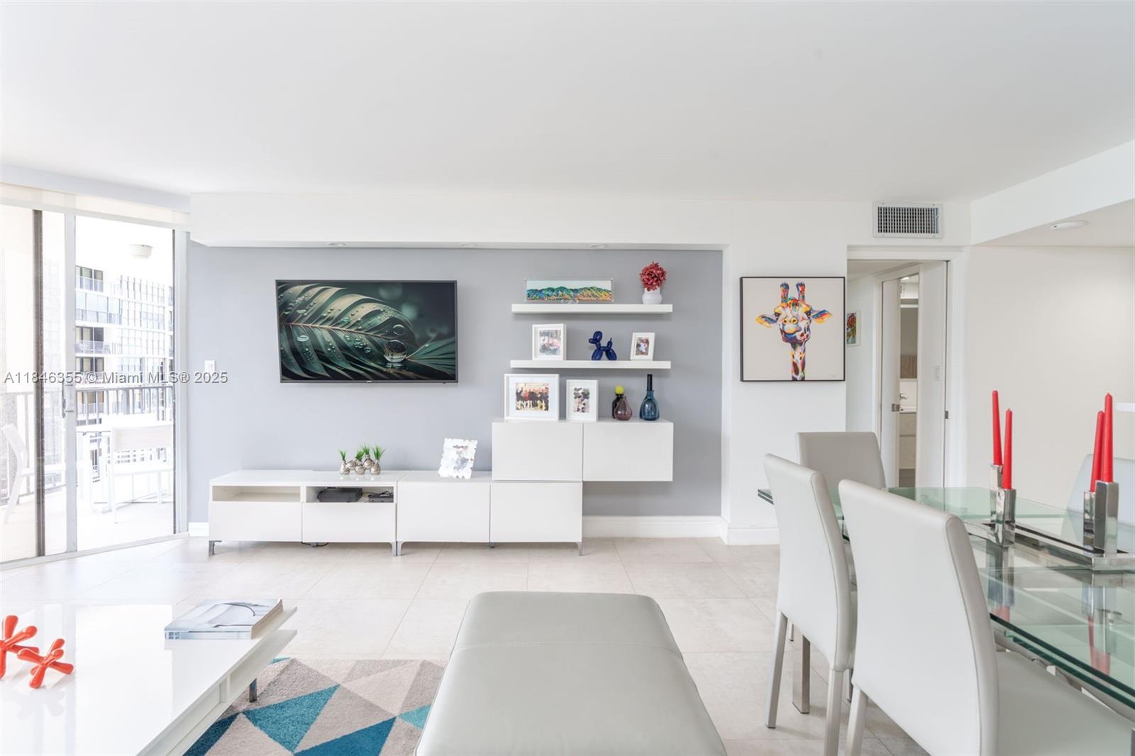 Fully furnished and meticulously renovated, this residence is situated along the prestigious Brickell Avenue corridor. Offering immediate access to major highways, commuting is seamless and efficient. Set within a well-maintained building, residents enjoy top-tier amenities including a pool, tennis courts, fitness center, and ample guest parking. Move-in ready and tastefully appointed, this home is ideal for those seeking comfort and convenience in the heart of Miami’s financial district.