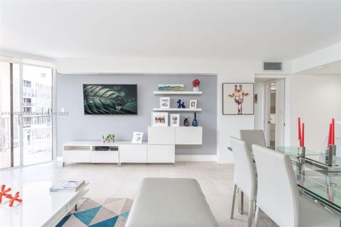 1901 Brickell Ave B1611 Miami FL 33129