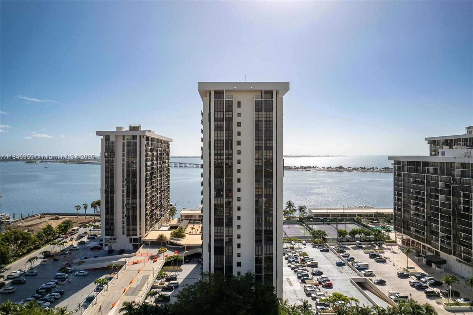 BRICKELL PLACE CONDO - Residential Lease
