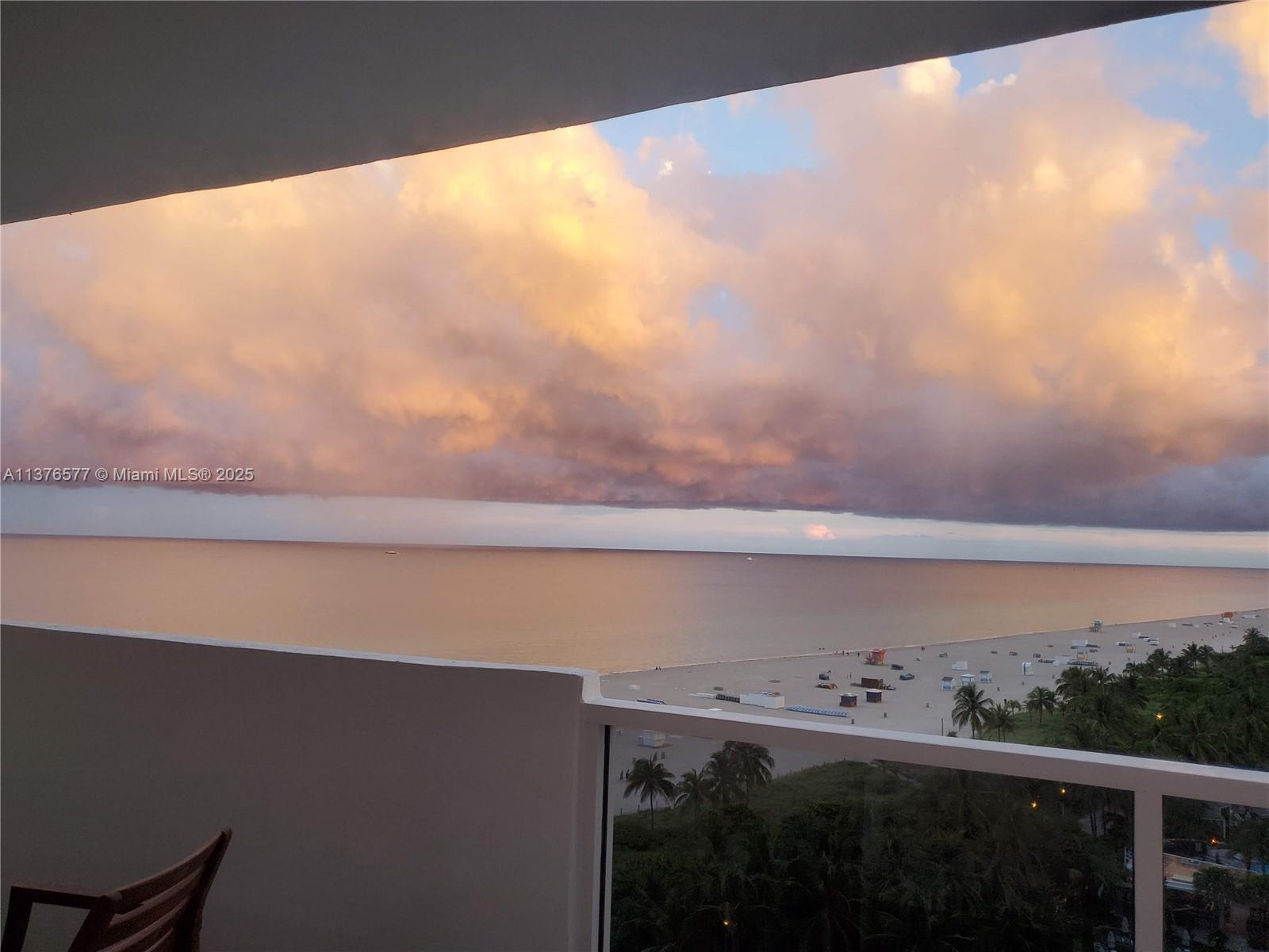 THE DECOPLAGE CONDO - Residential Lease