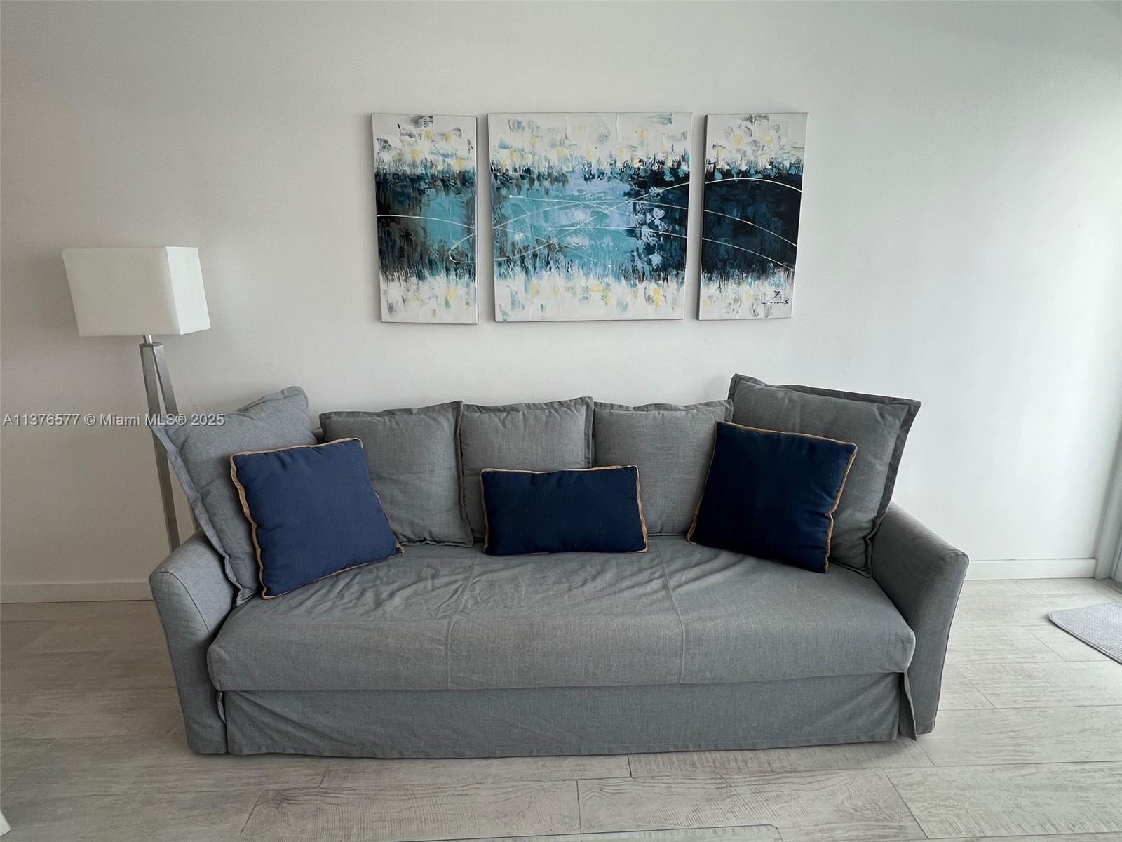 THE DECOPLAGE CONDO - Residential Lease