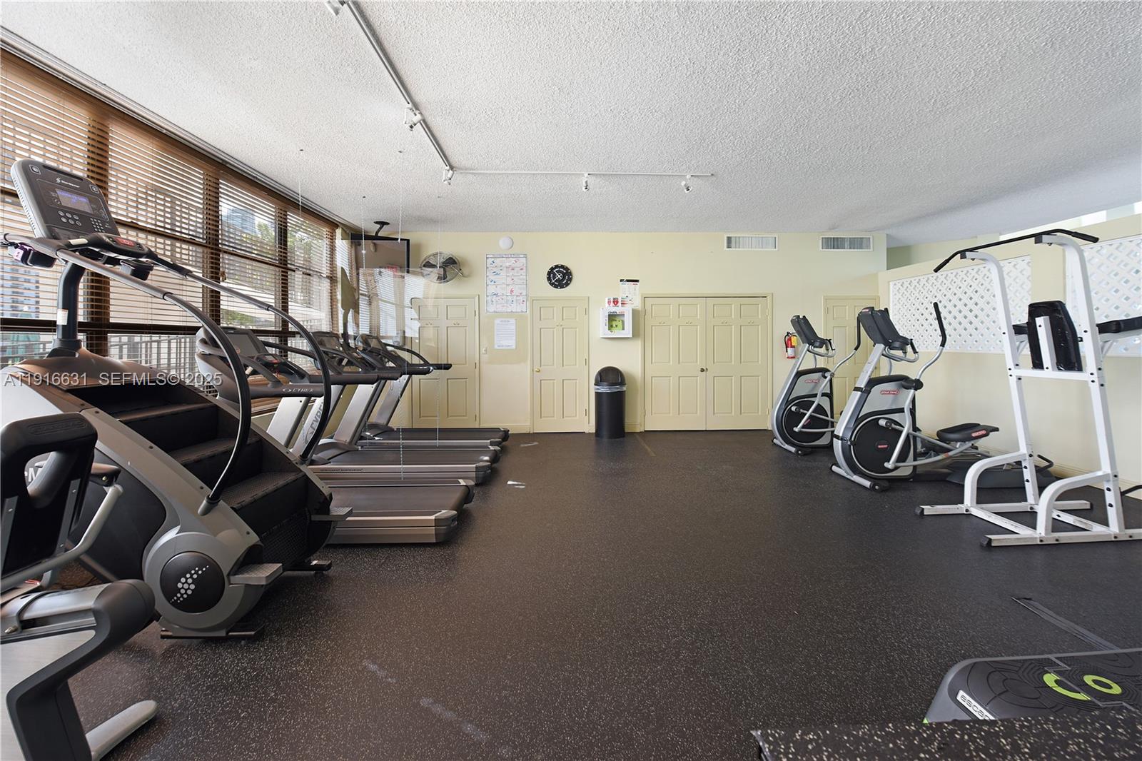 OCEANVIEW PARK CONDO - Residential