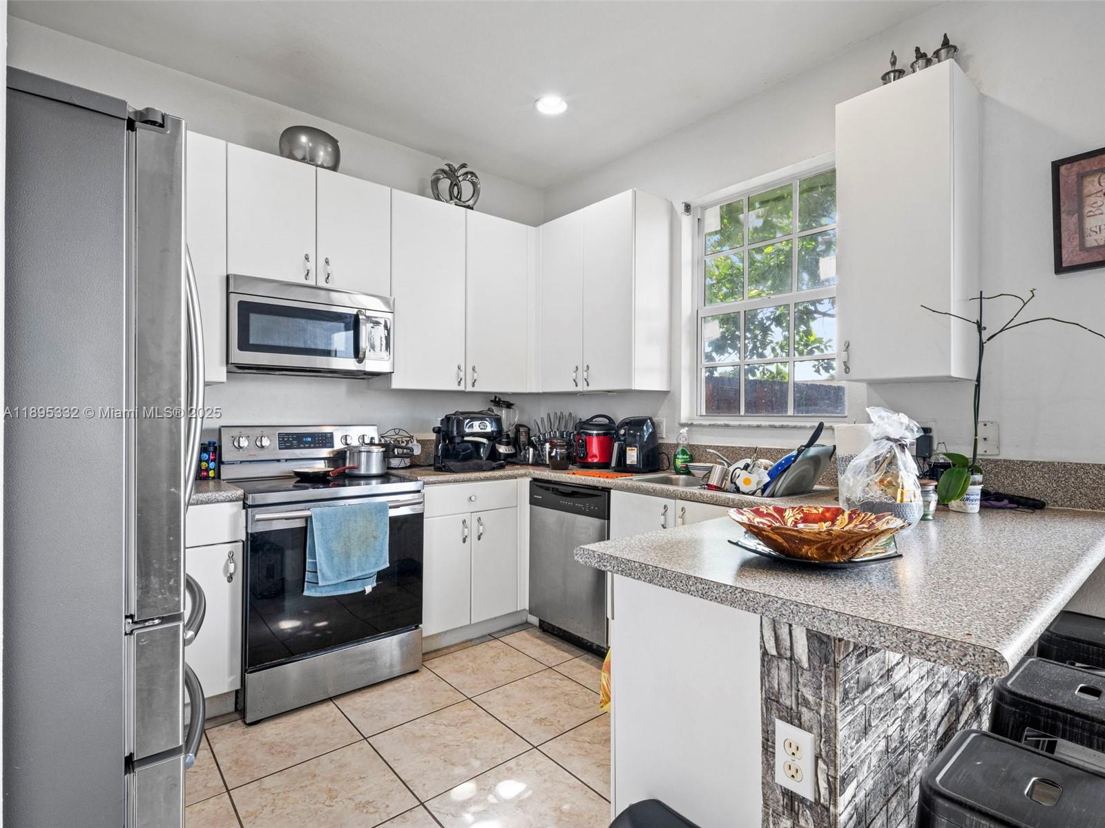 PORTOFINO VILLAS WEST - Residential