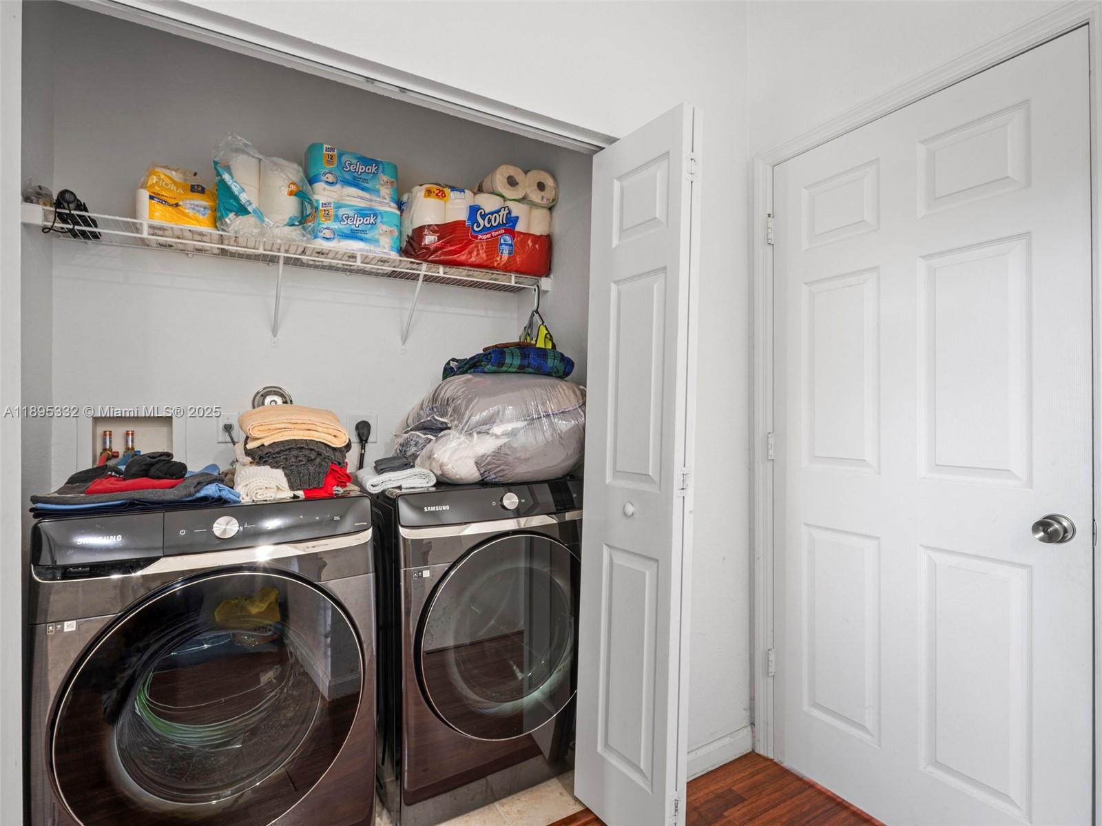 PORTOFINO VILLAS WEST - Residential