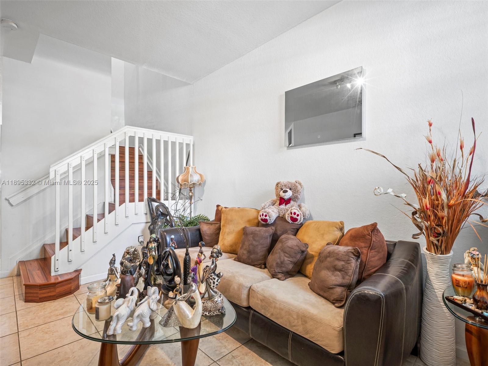 PORTOFINO VILLAS WEST - Residential