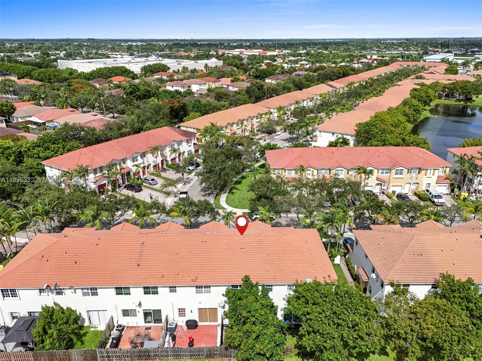 PORTOFINO VILLAS WEST - Residential