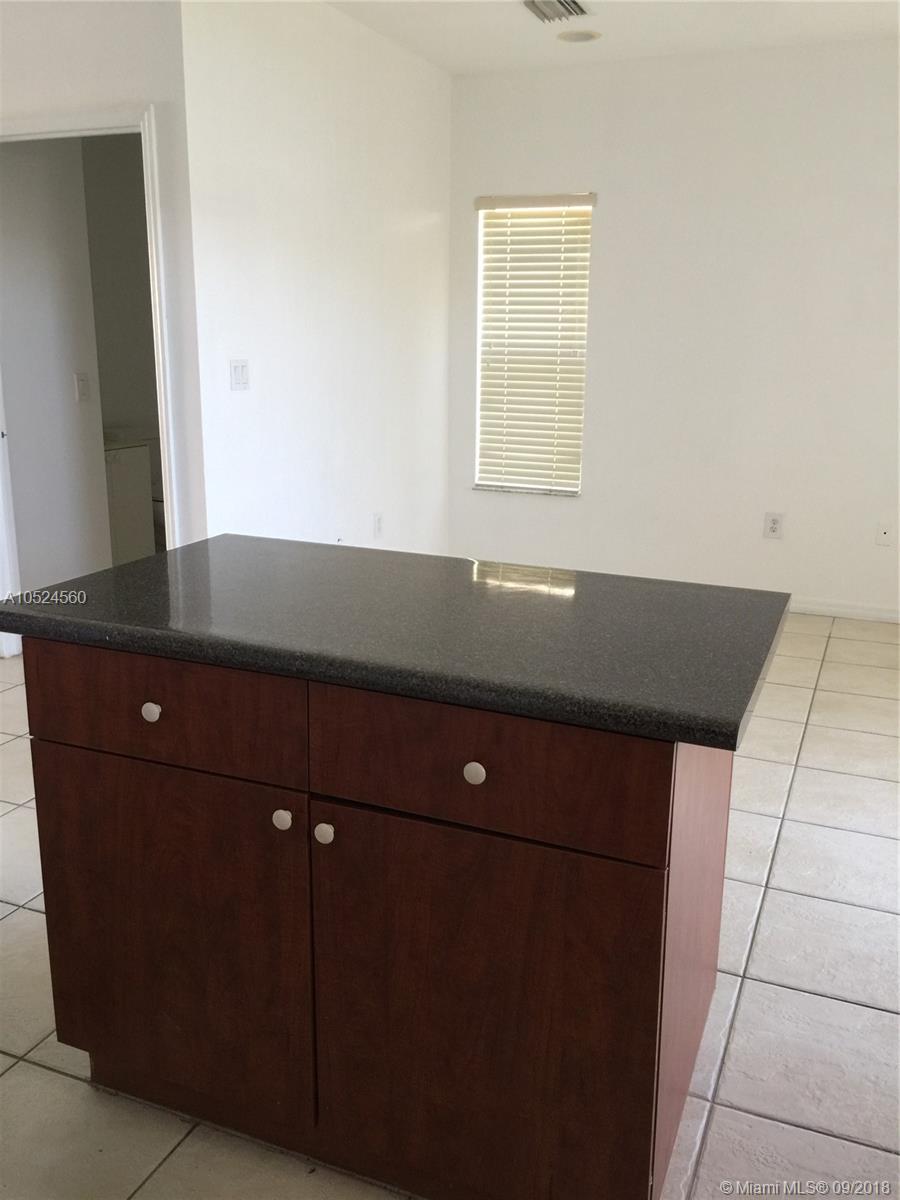 VENETIA GROVE - Residential