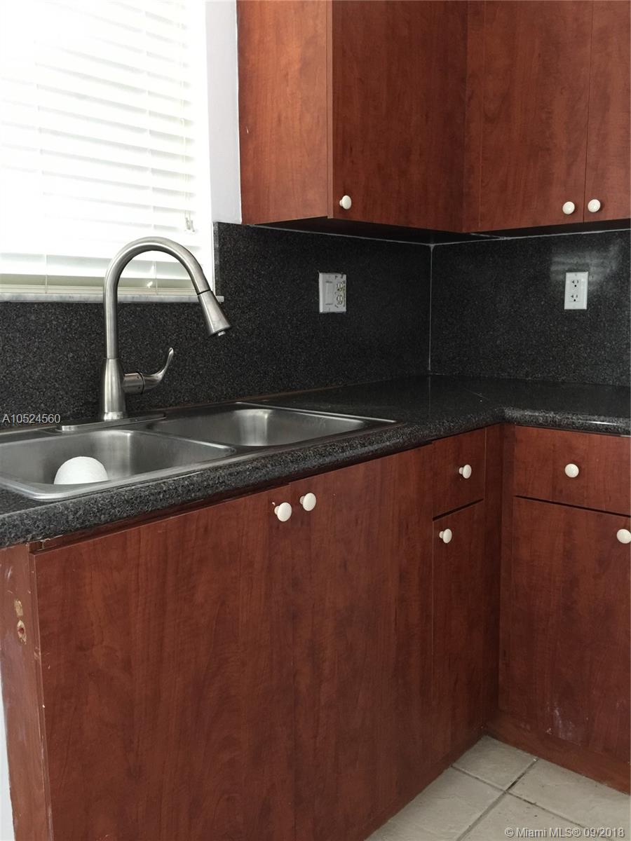 VENETIA GROVE - Residential