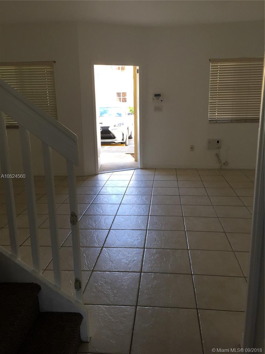 VENETIA GROVE - Residential