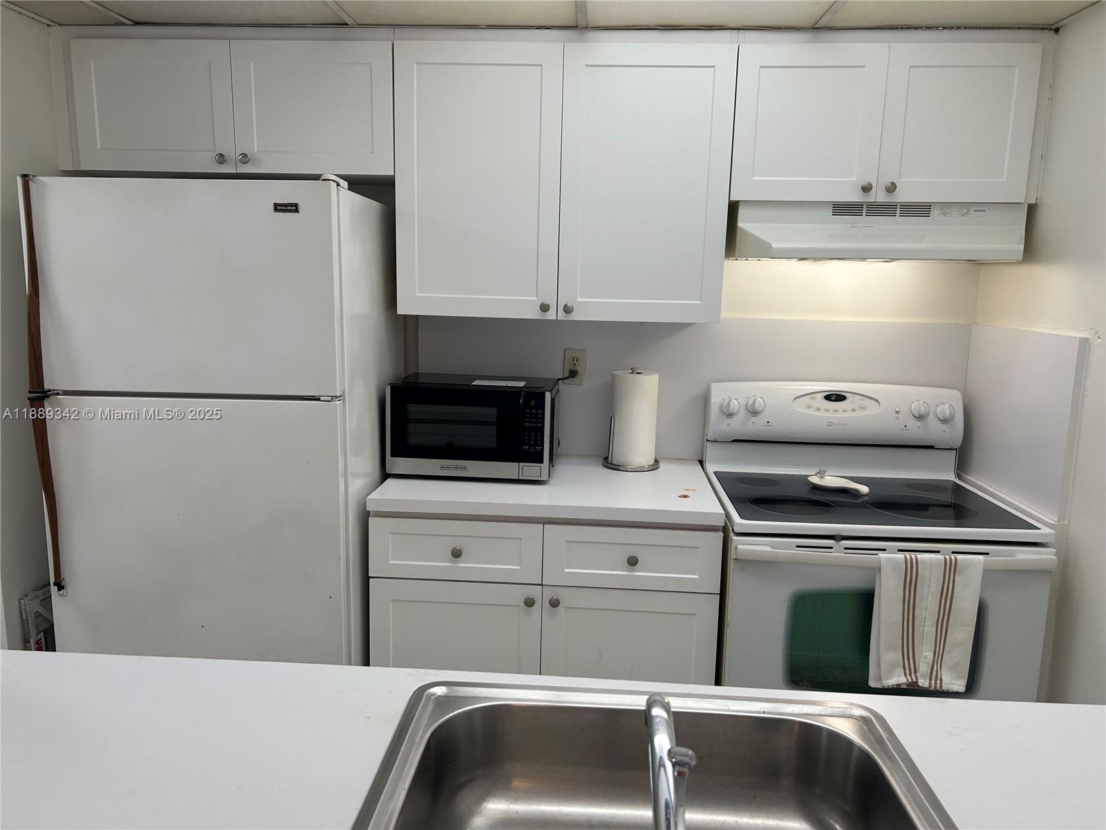 WINDWARD II CONDO - Residential Lease