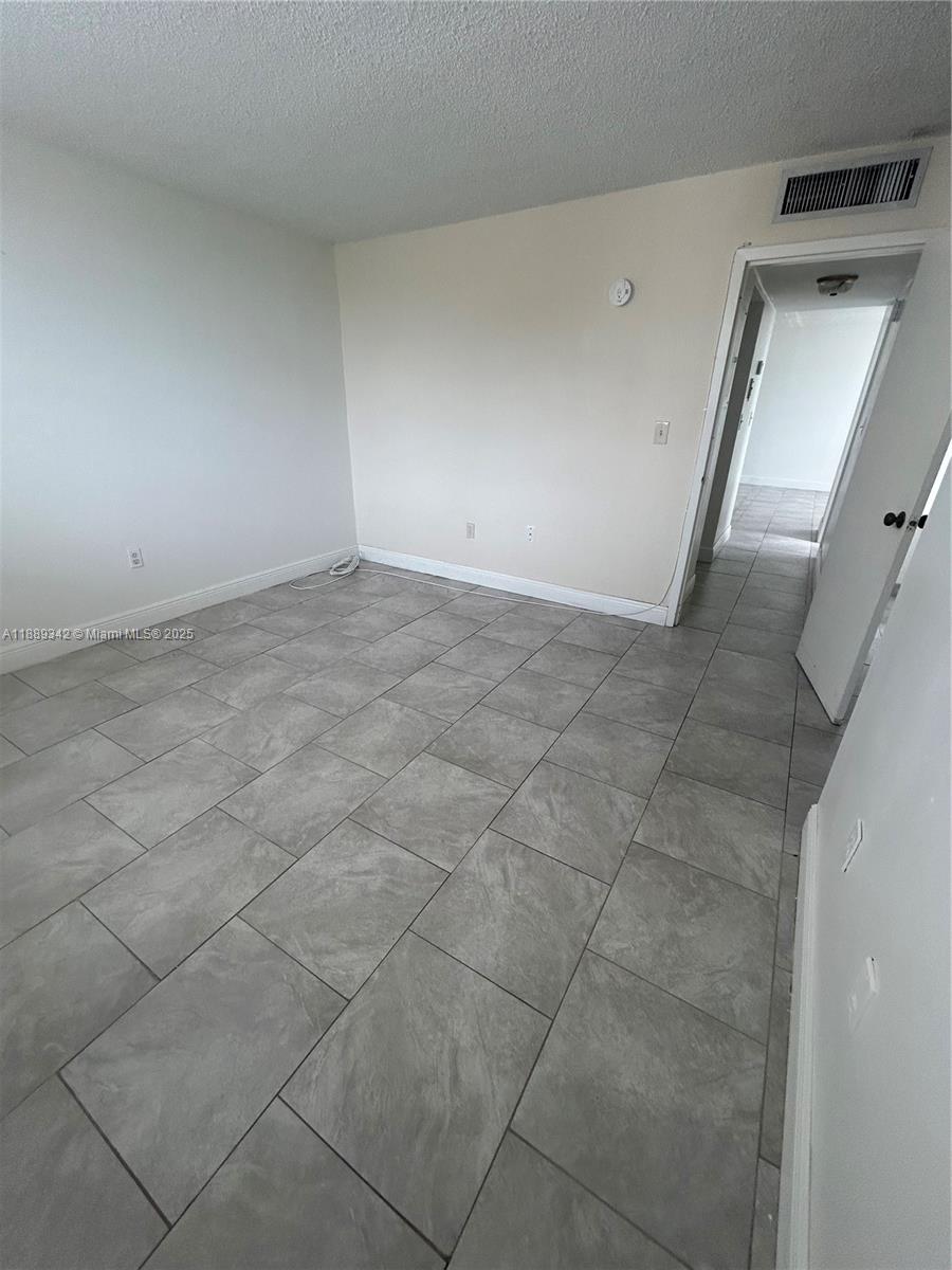 WINDWARD II CONDO - Residential Lease