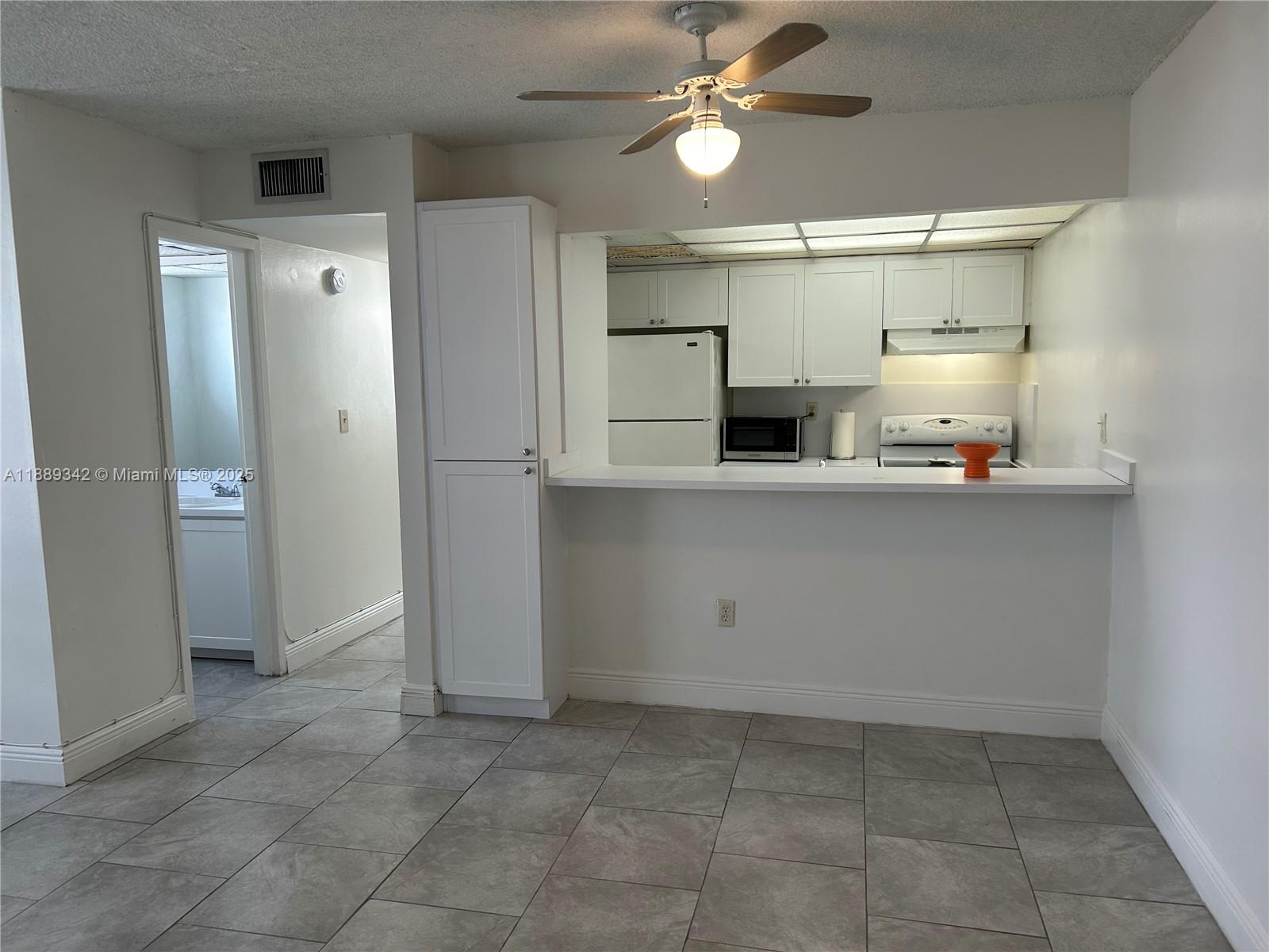 WINDWARD II CONDO - Residential Lease
