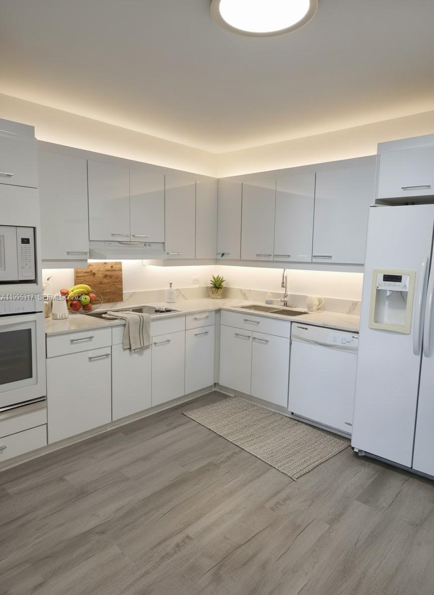 View photos, virtual tours, details... 8855 Collins Ave. Oceanfront direct 4C