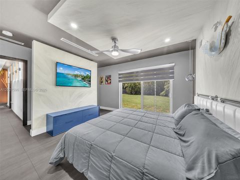 Tiny photo for 1141 Adams St, Hollywood, FL 33019 (MLS # A12027596)