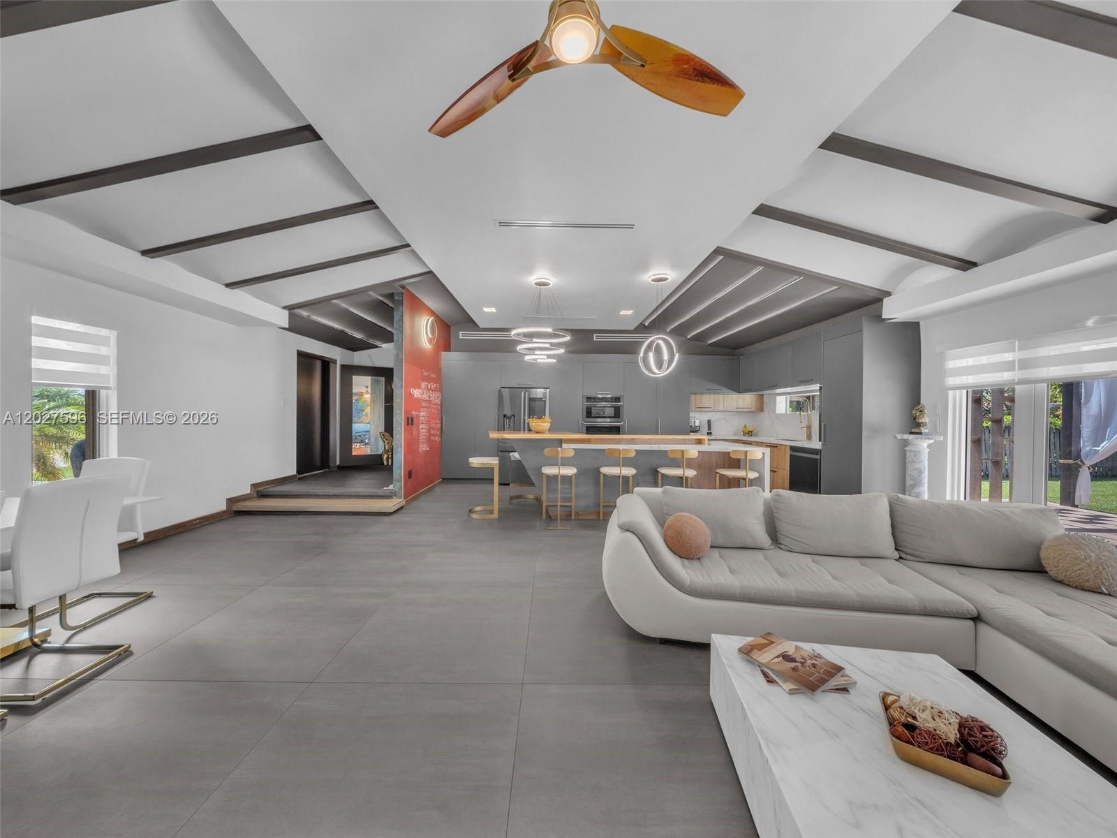 HOLLYWOOD LAKES SECTION - Residential