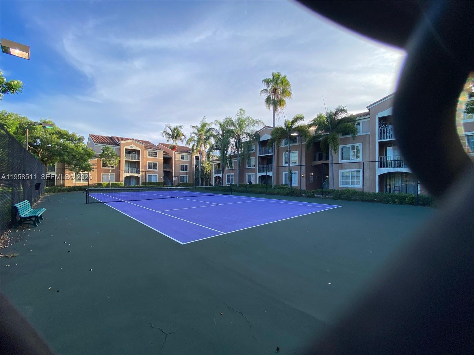 CARRINGTON AT COCONUT CRE - Residential Lease