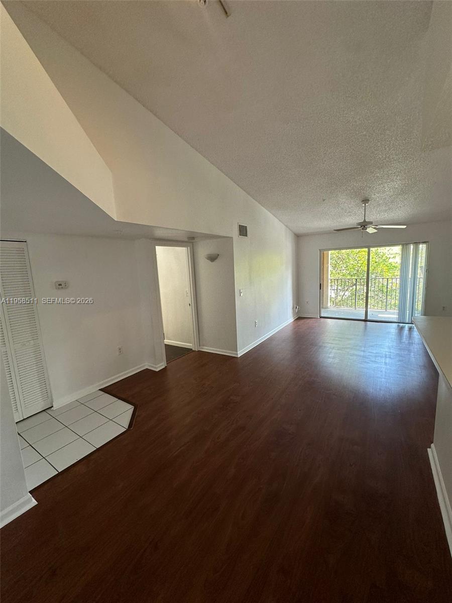 CARRINGTON AT COCONUT CRE - Residential Lease